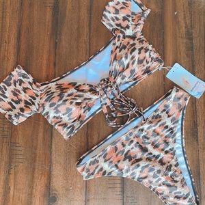 NWT boutique animal print swimsuit L